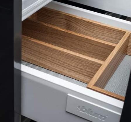 Strømberg Rumdeler massiv eg 32 - 1 styk Strømberg Rumdeler massiv eg 32 - 1 styk