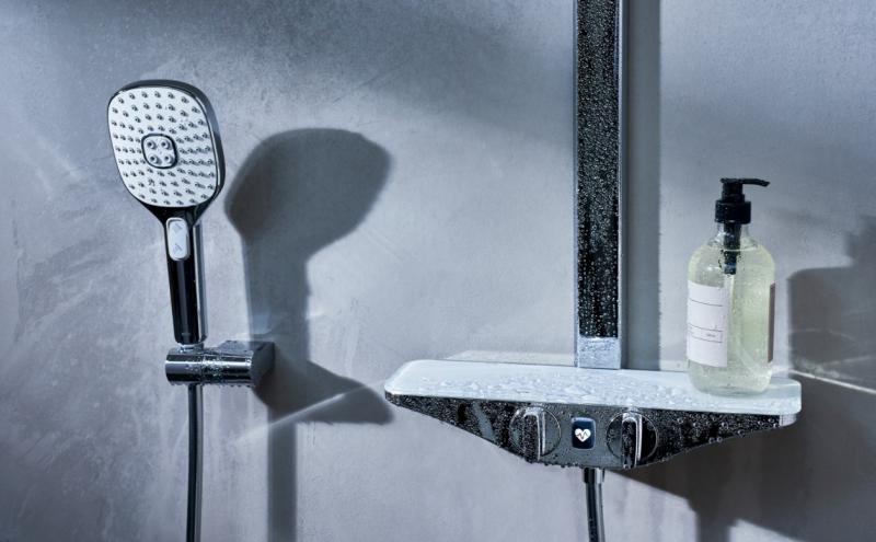 Oras Esteta Wellfit komplet brusesystem - Krom/hvid Oras Esteta Wellfit komplet brusesystem - Krom/hvid