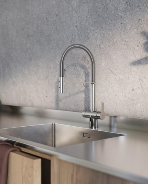 Gustavsberg Estetic Duo Semi-prof køkkenarmatur m/udtræk, sensor og koldstart - Krom