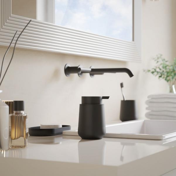 Beslagsboden sæbedispenser t/bord - Mat sort Beslagsboden sæbedispenser t/bord - Mat sort