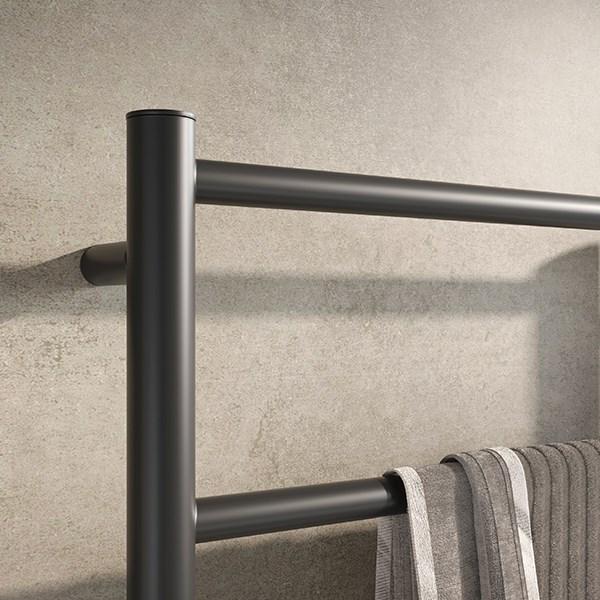 Strømberg Cento håndklædetørrer - 50x125 cm - Lakeret messing Strømberg Cento håndklædetørrer - 50x125 cm - Lakeret messing