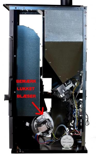 Langå Delia Træpilleovn - Sort Langå Delia Træpilleovn - Sort