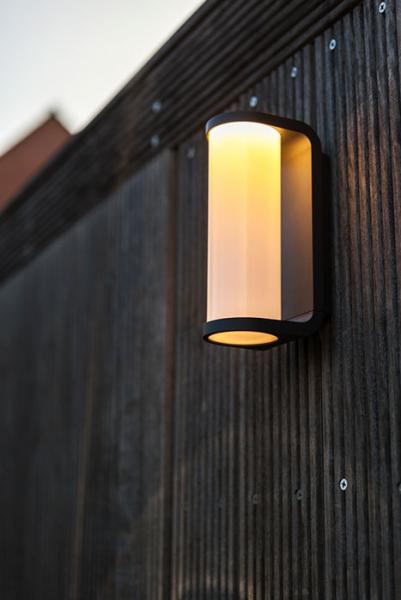 Lutec Architectural Adalyn udendørslampe til væg