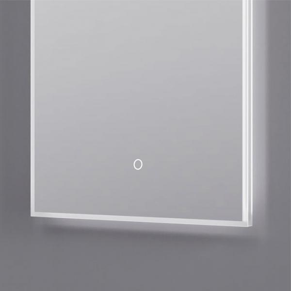 Cassøe Ravenna spejl m/lys og touch - 60x80 cm Cassøe Ravenna spejl m/lys og touch - 60x80 cm