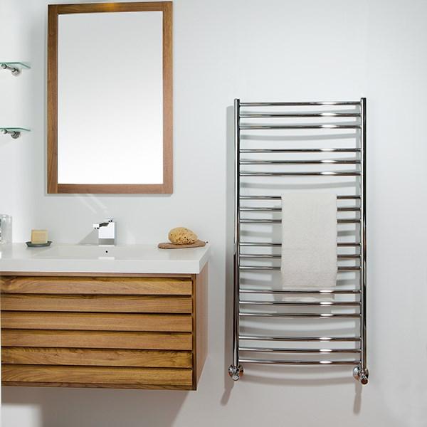 Strømberg Laveno håndklædetørrer til Kombidrift - 50x79 cm - Krom Strømberg Laveno håndklædetørrer til Kombidrift - 50x79 cm - Krom